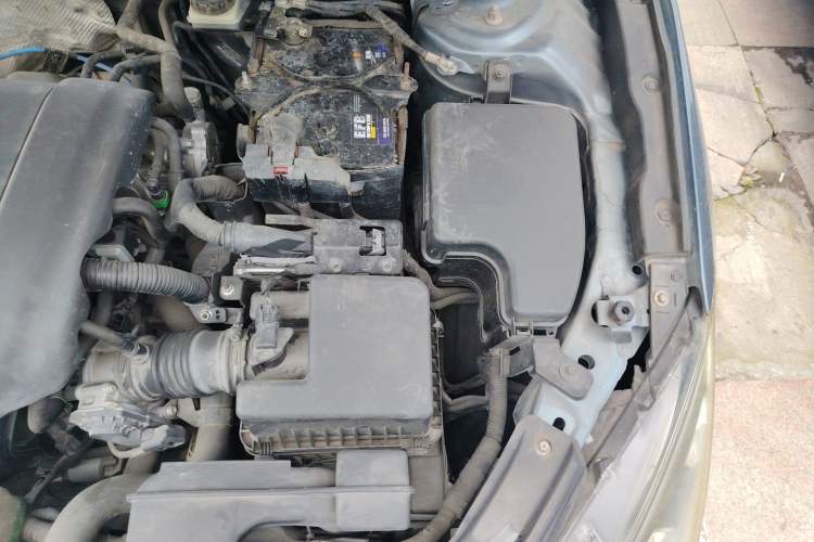 Used Mazda 3 Axela 2016 Sedan 1.5L Automatic Comfort Model Engine Bay Left