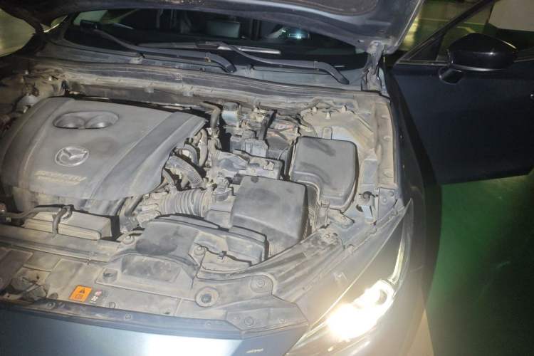 Used Mazda 3 Axela 2016 Hatchback 2.0L Automatic Flagship Model Engine Bay Left