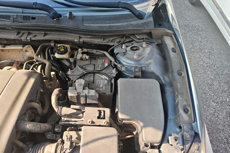 Used Mazda 3 Axela 2016 Sedan 1.5L Manual Luxury Model Engine Bay Left
