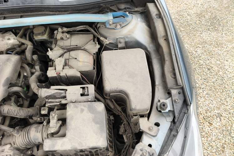 Used Mazda 3 Axela 2016 Sedan 1.5L Automatic Comfort Model Engine Bay Left
