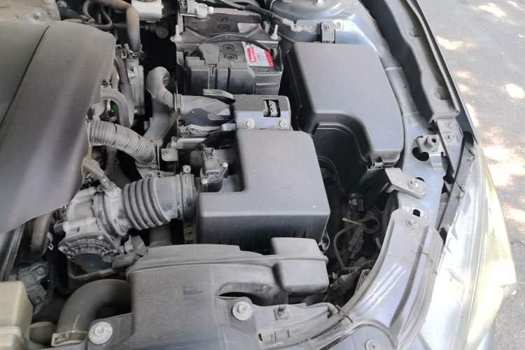 Used Mazda 3 Axela 2016 Sedan 1.5L Automatic Comfort Model Engine Bay Left