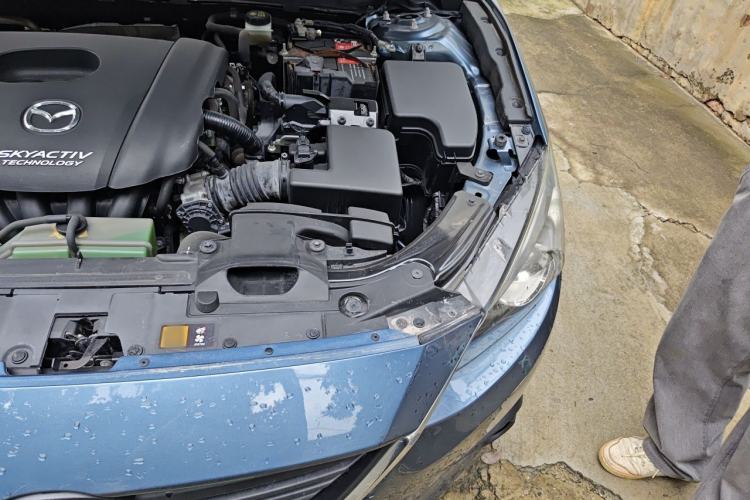 Used Mazda 3 Axela 2016 Sedan 1.5L Automatic Comfort Model Engine Bay Left