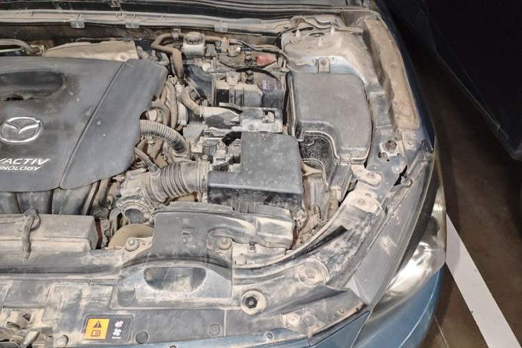 Used Mazda 3 Axela 2016 Sedan 1.5L Automatic Comfort Model Engine Bay Left