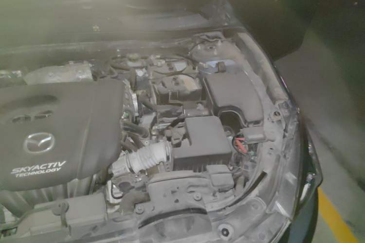 Used Mazda 3 Axela 2016 Sedan 1.5L Automatic Comfort Model Engine Bay Left