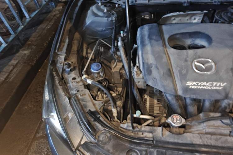 Used Mazda 3 Axela 2016 Sedan 1.5L Manual Luxury Model Engine Bay Right