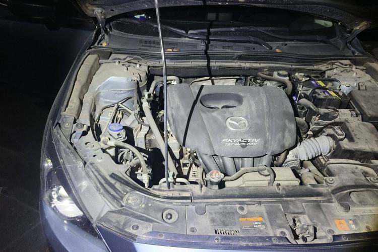 Used Mazda 3 Axela 2016 Hatchback 1.5L Automatic Luxury Model Engine Bay Right