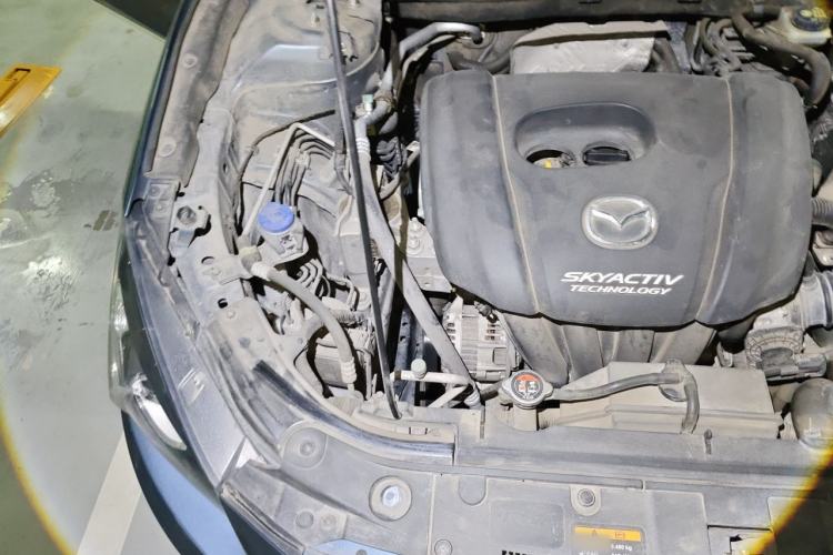 Used Mazda 3 Axela 2016 Sedan 1.5L Automatic Luxury Model Engine Bay Right
