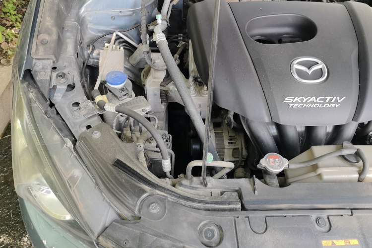 Used Mazda 3 Axela 2016 Sedan 1.5L Automatic Comfort Model Engine Bay Right