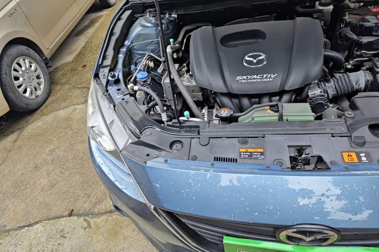 Used Mazda 3 Axela 2016 Sedan 1.5L Automatic Comfort Model Engine Bay Right