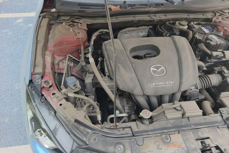 Used Mazda 3 Axela 2016 Sedan 1.5L Automatic Comfort Model Engine Bay Right