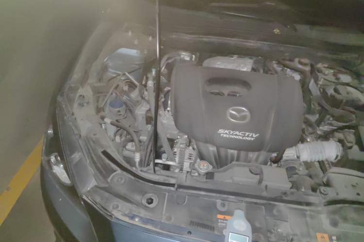Used Mazda 3 Axela 2016 Sedan 1.5L Automatic Comfort Model Engine Bay Right