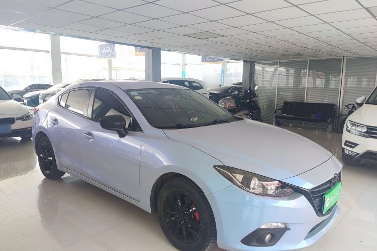 Used Mazda 3 Axela 2016 Sedan 1.5L Automatic Comfort Model Exterior 2