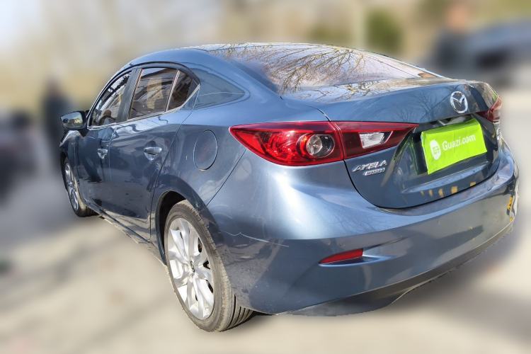 Used Mazda 3 Axela 2016 Sedan 2.0L Automatic Flagship Model Exterior 2