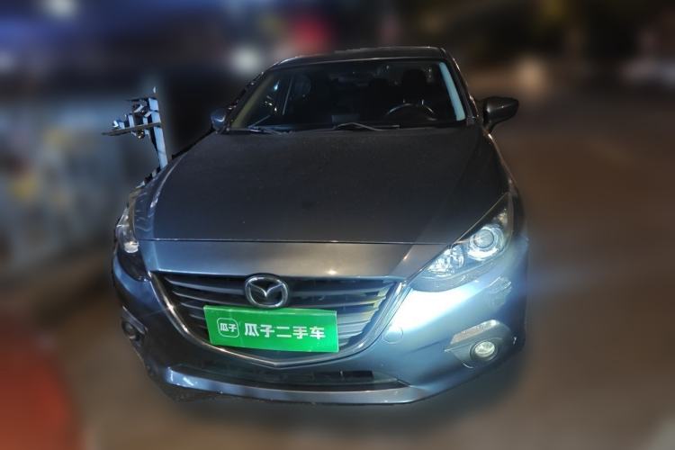 Used Mazda 3 Axela 2016 Sedan 1.5L Manual Luxury Model Front