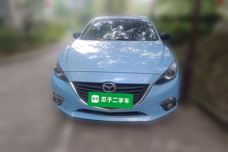 Used Mazda 3 Axela 2016 Sedan 1.5L Manual Luxury Model Front