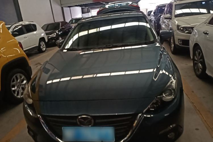 Used Mazda 3 Axela 2016 Sedan 1.5L Automatic Luxury Model Front