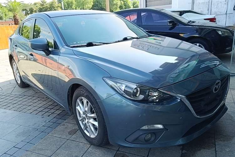 Used Mazda 3 Axela 2016 Sedan 1.5L Automatic Comfort Model Front Right 45 Deg