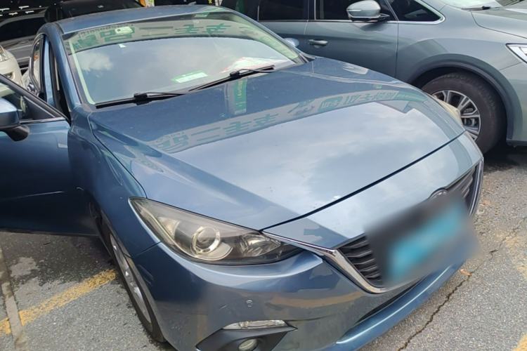 Used Mazda 3 Axela 2016 Sedan 1.5L Automatic Comfort Model Front Right 45 Deg