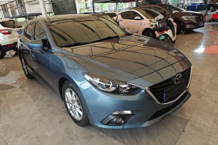 Used Mazda 3 Axela 2016 Sedan 1.5L Automatic Luxury Model Front Right 45 Deg