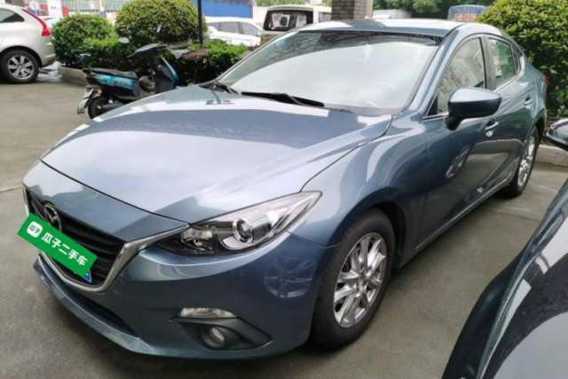 Used Mazda 3 Axela 2016 Sedan 1.5L Automatic Luxury Model