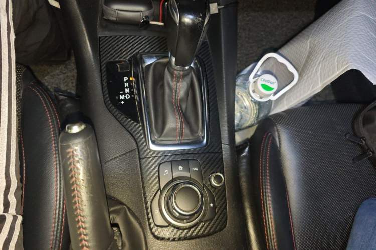 Used Mazda 3 Axela 2016 Hatchback 2.0L Automatic Flagship Model Gear Lever