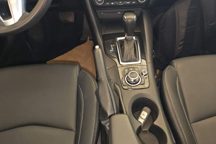 Used Mazda 3 Axela 2016 Sedan 1.5L Automatic Luxury Model Gear Lever