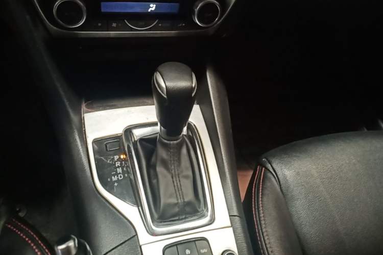 Used Mazda 3 Axela 2016 Sedan 1.5L Automatic Luxury Model Gear Lever
