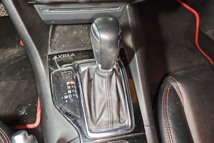 Used Mazda 3 Axela 2016 Sedan 1.5L Automatic Comfort Model Gear Lever