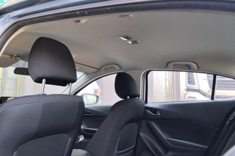 Used Mazda 3 Axela 2016 Sedan 1.5L Automatic Comfort Model Headliner