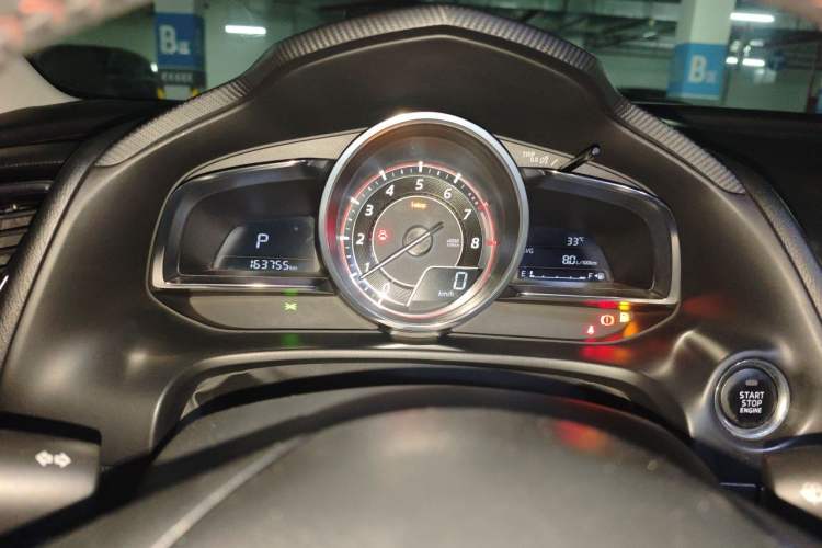 Used Mazda 3 Axela 2016 Hatchback 2.0L Automatic Flagship Model Instrument Cluster