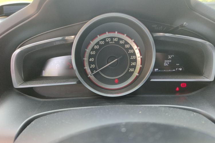 Used Mazda 3 Axela 2016 Sedan 1.5L Automatic Comfort Model Instrument Cluster