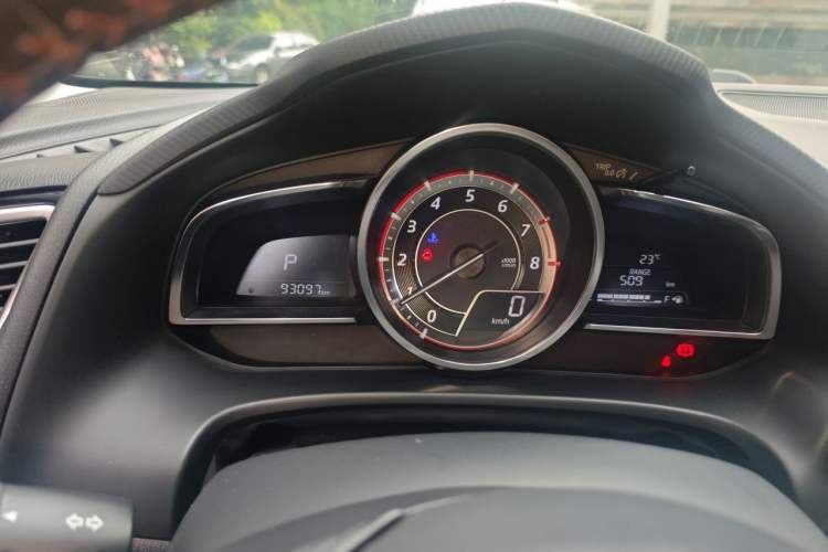 Used Mazda 3 Axela 2016 Sedan 2.0L Automatic Flagship Model Instrument Cluster