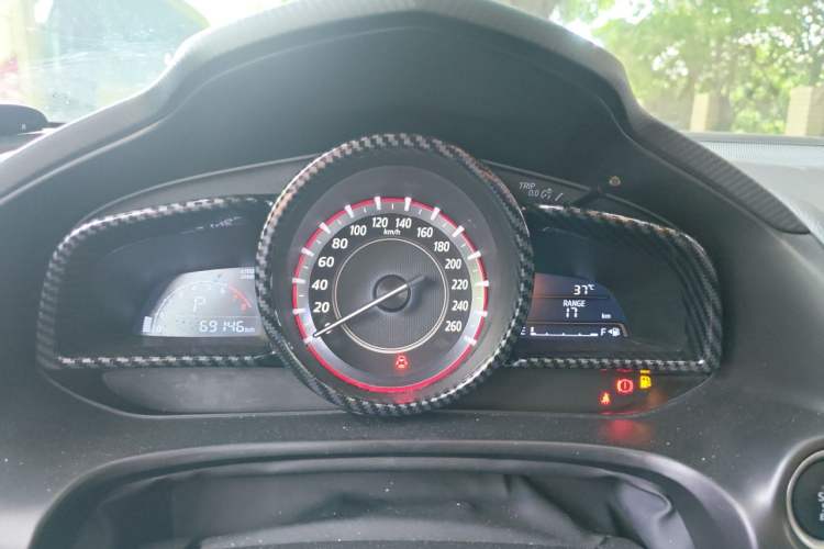 Used Mazda 3 Axela 2016 Sedan 1.5L Automatic Comfort Model Instrument Cluster