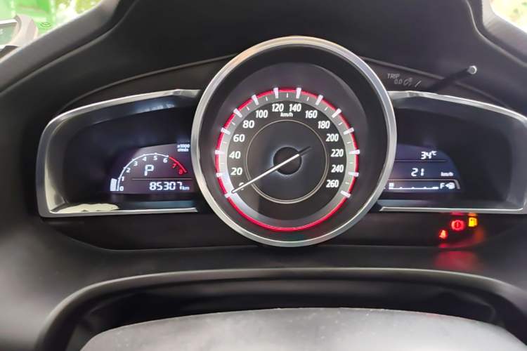 Used Mazda 3 Axela 2016 Sedan 1.5L Automatic Comfort Model Instrument Cluster