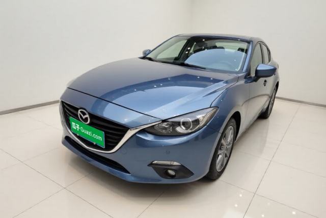 Używany Mazda 3 Axela 2016 Sedan 1.5L Automatic Comfort Model
