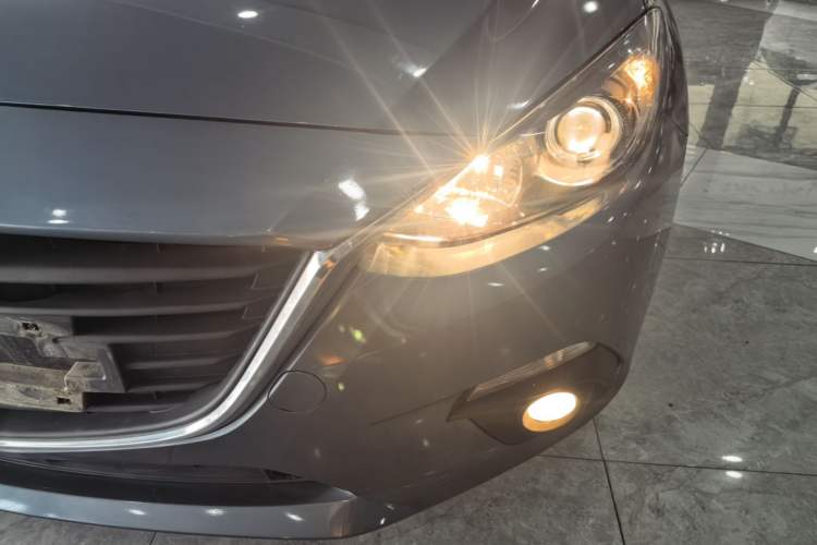 Used Mazda 3 Axela 2016 Sedan 1.5L Automatic Comfort Model Left Front Headlight