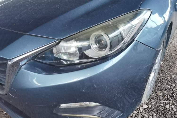 Used Mazda 3 Axela 2016 Sedan 1.5L Automatic Comfort Model Left Front Headlight