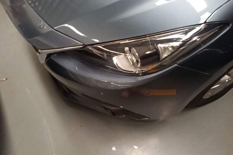 Used Mazda 3 Axela 2016 Sedan 1.5L Automatic Luxury Model Left Front Headlight