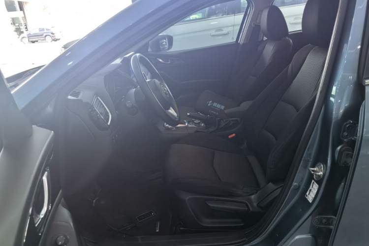 Used Mazda 3 Axela 2016 Sedan 1.5L Automatic Comfort Model Left Front Seat