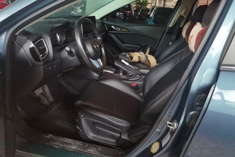 Used Mazda 3 Axela 2016 Sedan 1.5L Automatic Comfort Model Left Front Seat