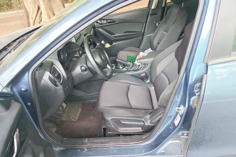 Used Mazda 3 Axela 2016 Sedan 1.5L Automatic Comfort Model Left Front Seat