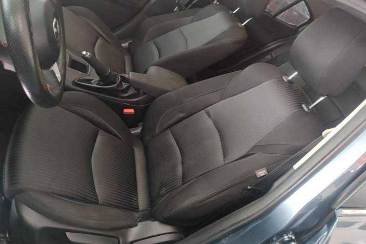 Used Mazda 3 Axela 2016 Sedan 1.5L Automatic Comfort Model Left Front Seat