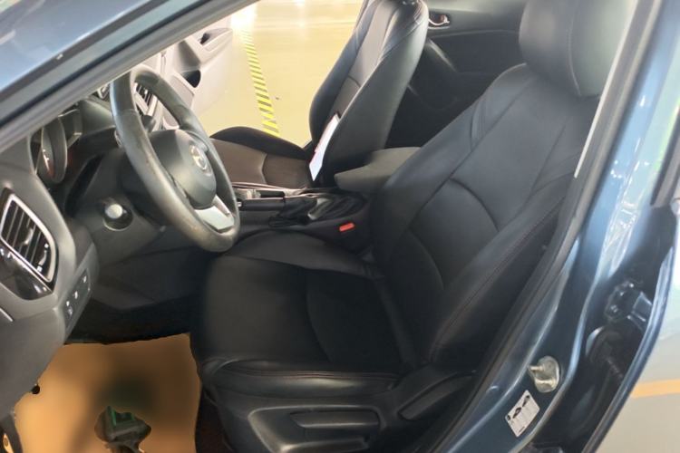 Used Mazda 3 Axela 2016 Sedan 1.5L Automatic Comfort Model Left Front Seat