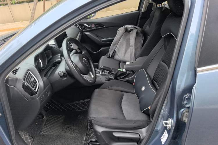 Used Mazda 3 Axela 2016 Sedan 1.5L Automatic Comfort Model Left Front Seat