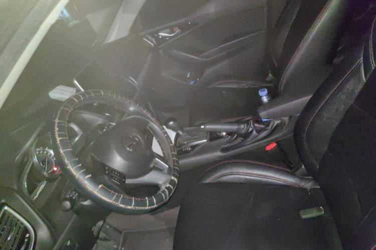 Used Mazda 3 Axela 2016 Sedan 1.5L Automatic Comfort Model Left Front Seat