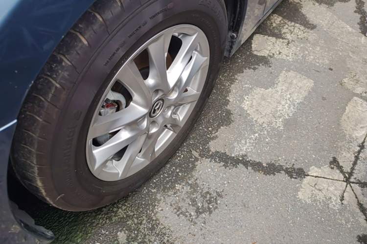 Used Mazda 3 Axela 2016 Sedan 1.5L Automatic Comfort Model Left Front Wheel Hub