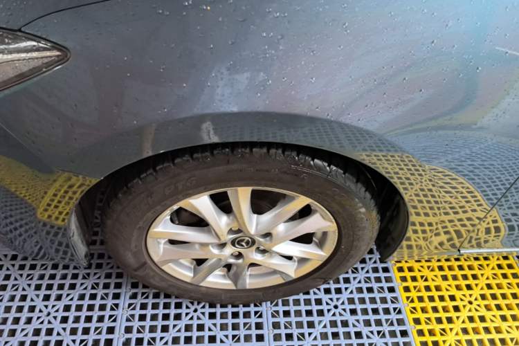 Used Mazda 3 Axela 2016 Sedan 1.5L Automatic Luxury Model Left Front Wheel Hub