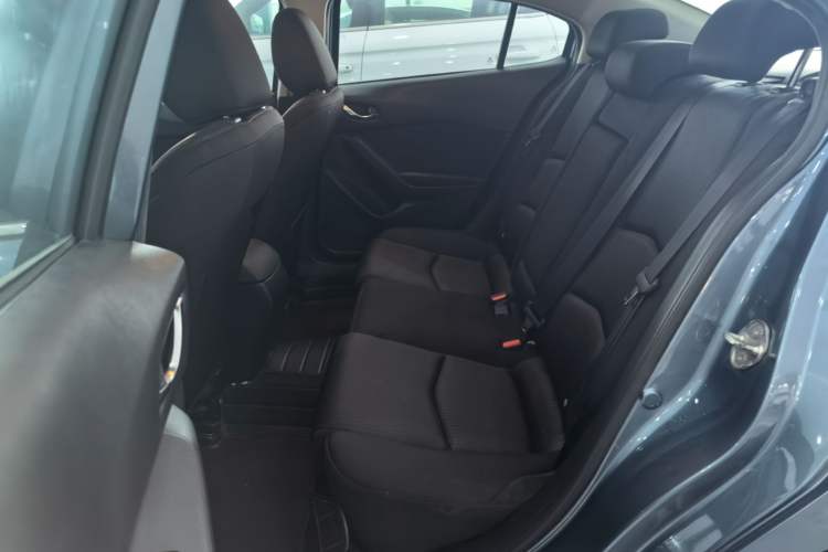 Used Mazda 3 Axela 2016 Sedan 1.5L Automatic Comfort Model Left Rear Seat