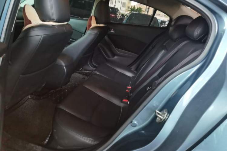 Used Mazda 3 Axela 2016 Sedan 1.5L Automatic Comfort Model Left Rear Seat
