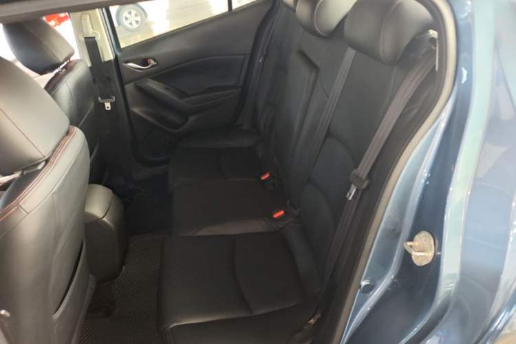 Used Mazda 3 Axela 2016 Sedan 1.5L Automatic Comfort Model Left Rear Seat